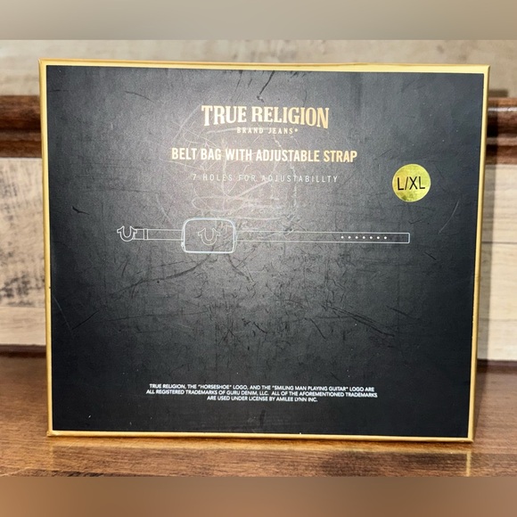✅ 🥰 True Religion New Belt Bag Crossbody With Adjustable Strap Black Silver Logo - Picture 9 of 9